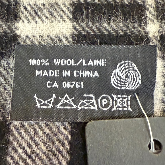 FRAAS  Black & White Wool Plaid Scarf 🇩🇪 – NWT - Picture 9 of 11